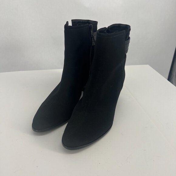 Stuart Weitzman Black Lined Booties Size 10 - Picture 8 of 17
